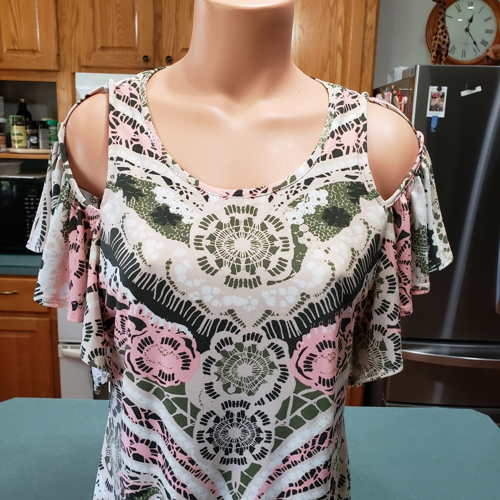 Cato Pink and Black Lined Cold Shoulder Dress